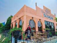 Frida Friday Boutique Hotel 