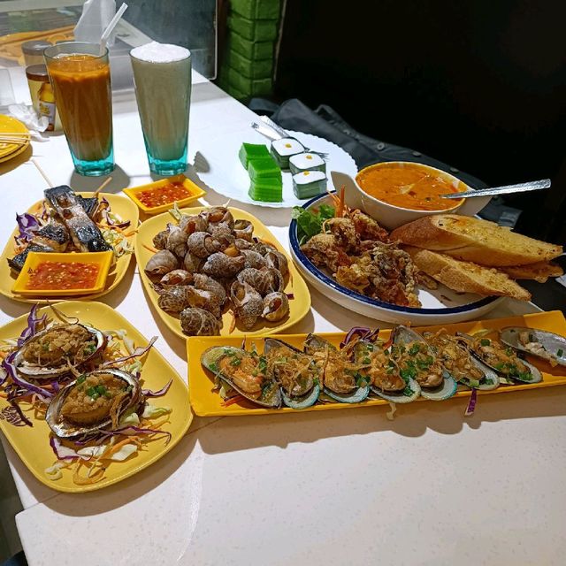 九龍城正宗泰式料理😉