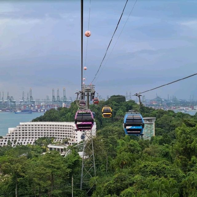 Riding in the skies with Singapore Cable Car