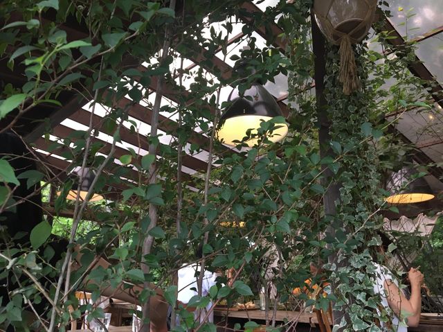 【自然に囲まれたカフェ】軽井沢のRK GARDENでヴィーガン料理を堪能