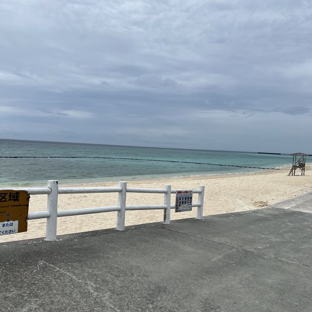 【沖縄・伊江島】ブランコが映えるキレイなビーチ