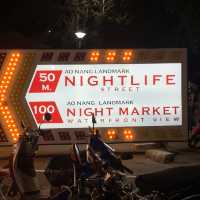 อ่าวนาง แลนด์มาร์ค (night market) 