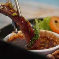 ก๋วยเตี๋ยวร้านดังเชียงใหม่ เส้นสีอัญชัน