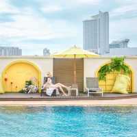 ที่พักพัทยา สระว่ายน้ำาวยมาก! “Grand Palazzo”