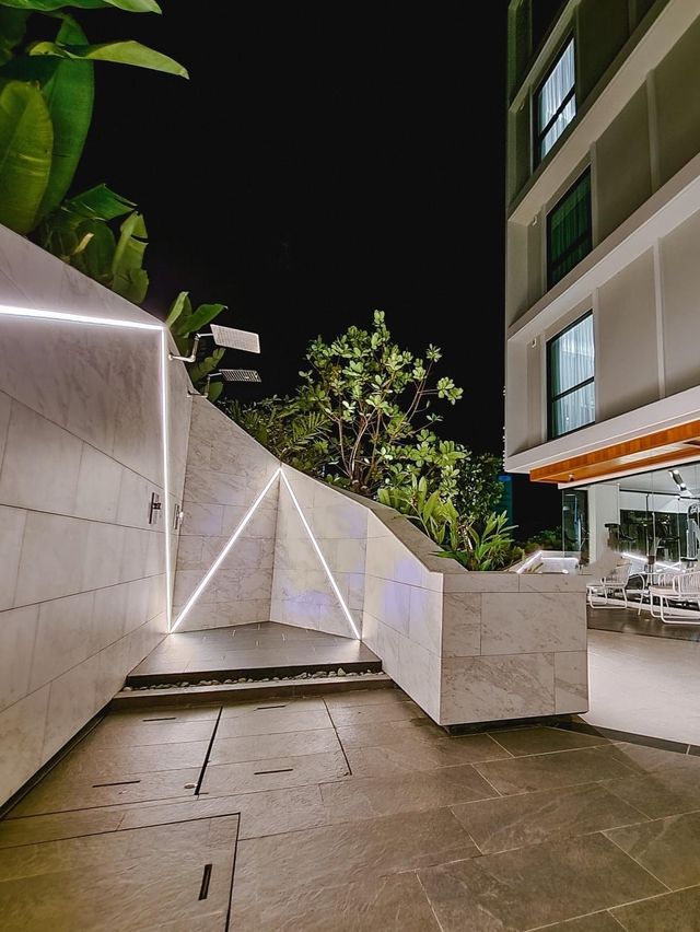 โรงแรม:Travelodge Phuket Town (เทรเวลลอดจ์ ภูเก็ต)