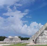 Lifetime golden experience at Chichen Itza 