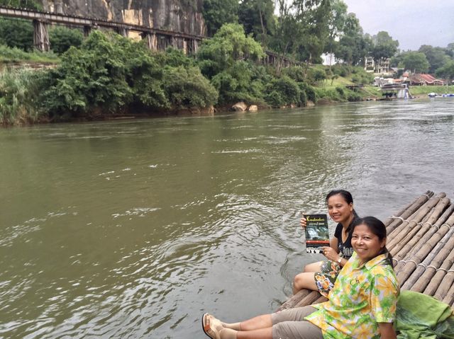 บ้านริมแคว แพริมน้ำ กาญจนบุรี