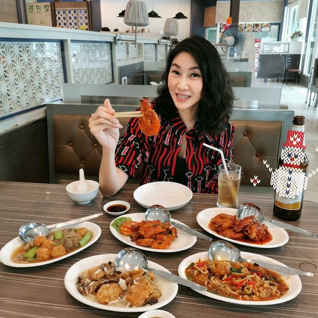 มาทานอาหารจีนรสดั้งเดิมที่ พูลสินภัตตาคาร กัน 😋