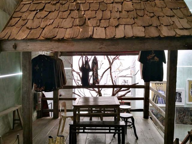 เอฟ.วี. ถนนทรงวาด ร้านคูลๆ ย่านสำเพ็ง!!!