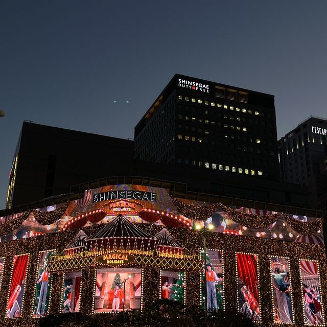 연말 최고 핫플 🎄 신세계백화점