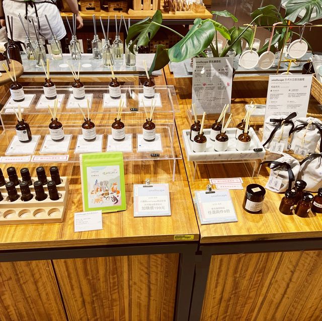 手創獨特設計｜邊緣工事遊牧商店｜室內吹冷氣逛逛最舒服