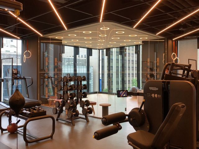 大阪　ラグジュアリーホテル　W大阪のFIT(フィットネスジム)の設備が充実すぎる❗️