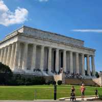 พาไป Lincoln Memorial