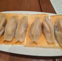 台灣過江龍小籠包 鼎泰豐🍞🍗🥤