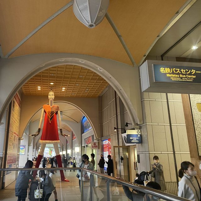 名古屋地標—成為巨大娜娜醬人形公仔裙下之臣