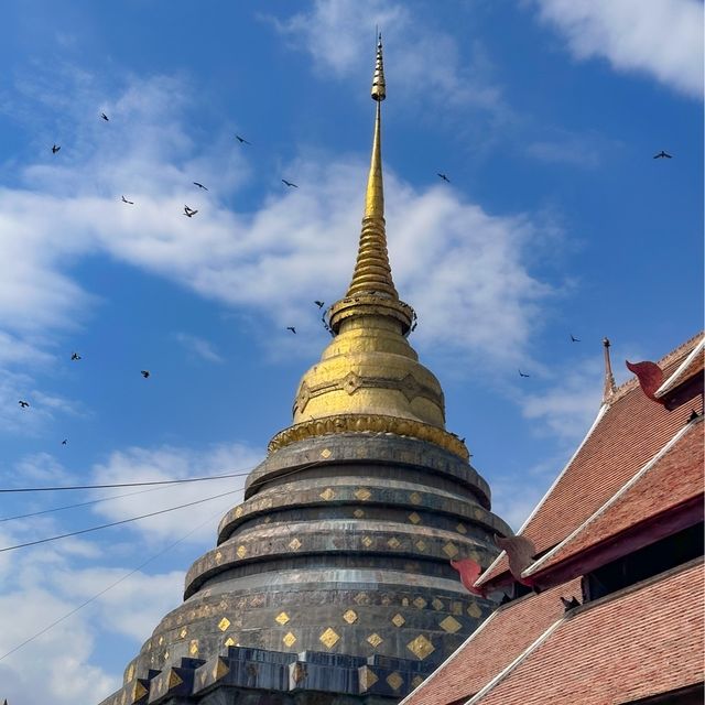 ไหว้พระธาตุลำปางหลวง พระธาตุประจำปีเกิด ปีฉลู