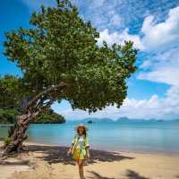  รีสอร์ทสุดหรูบนเกาะยาวน้อย บรรยากาศหาดส่วนตัว