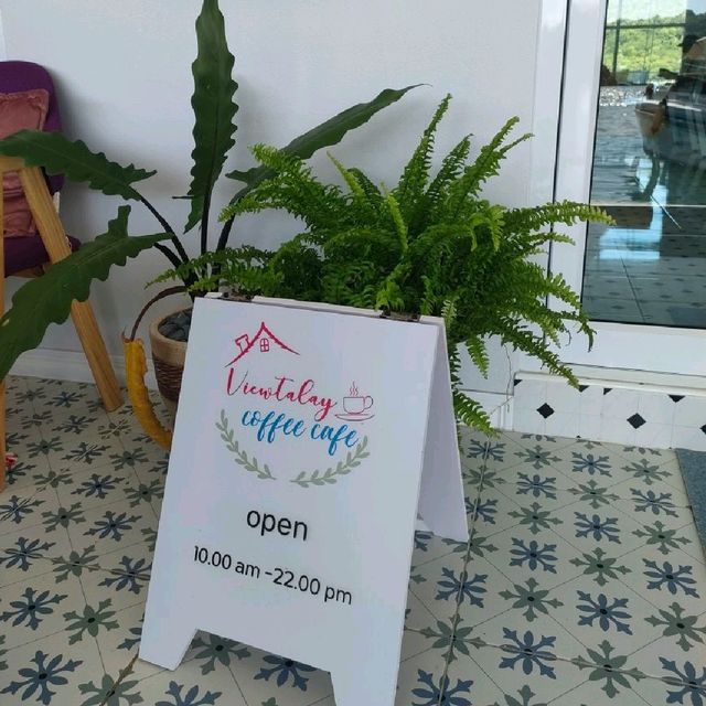 ค่าเฟ่ ริมทะเลสุดชิลล์