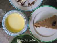 Lola Mui Cafe [หาดละไม] เค้กมาพร้าวอร่อยที่สุด