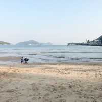來一趟慢活之旅，於水清沙幼的沙灘放空