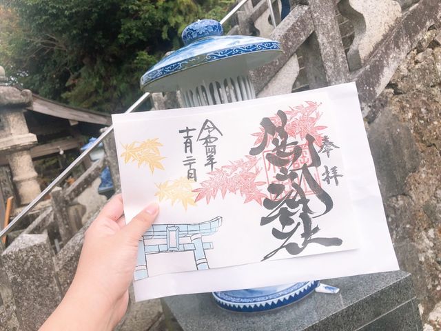 陶器でできた神社⛩