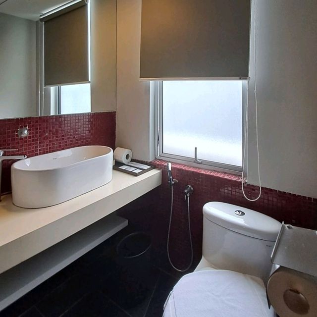 DAYS HOTEL & SUITES BY WYHDHAM ✨️✨️✨️✨️