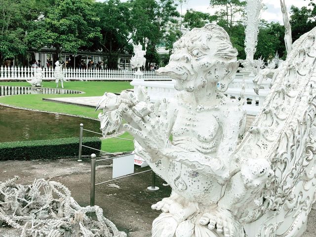 Wat Rong Khun - White Temple