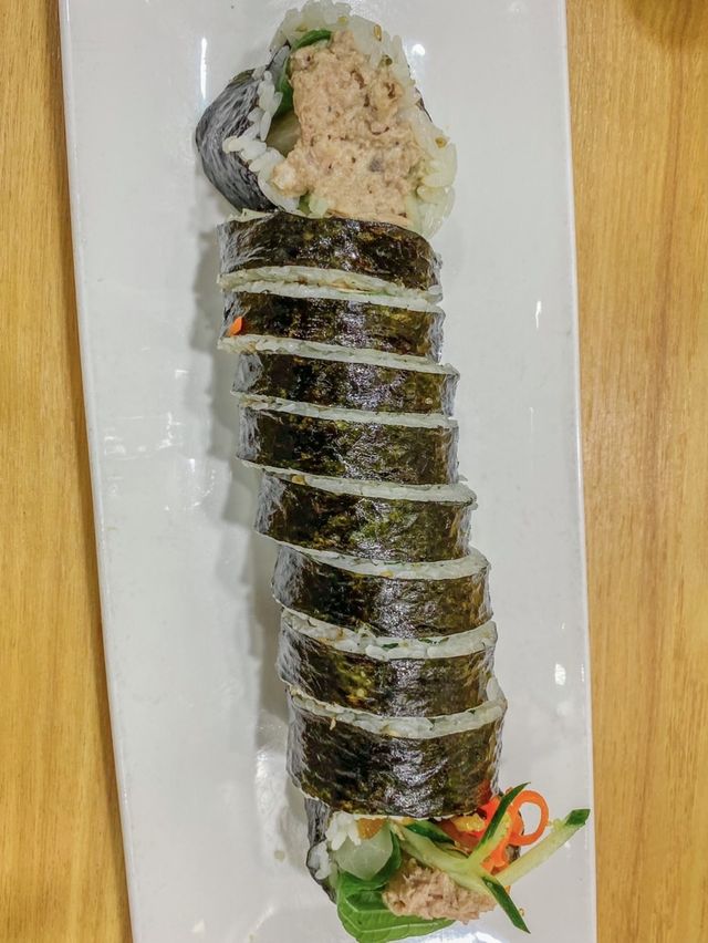 혼밥하기 좋은 가심비 분식맛집 얌샘김밥