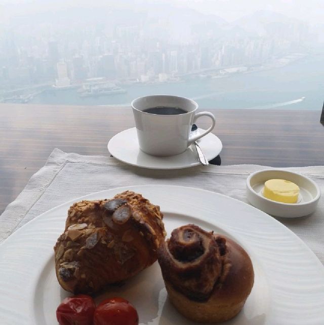 102樓的早餐