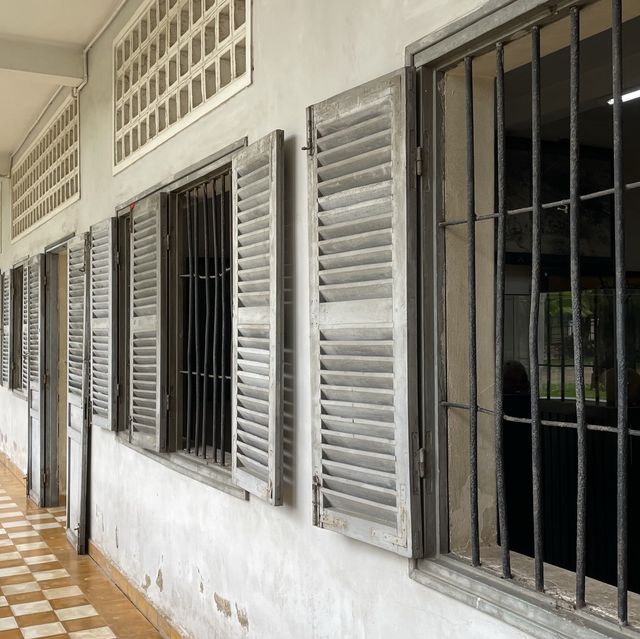 캄보디아의 아픈 역사가 있는 비극의 수용소, 뚜얼슬랭 제노사이드 학살 박물관