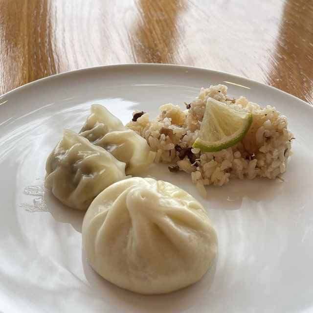 【福岡】福岡タワーを眺めながらお得なビュッフェランチ