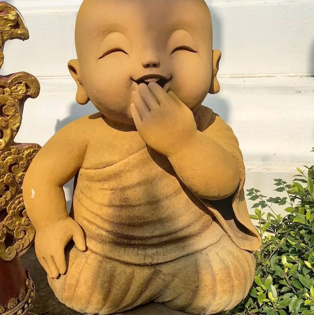 วัดอิทขิลสะดือเมือง / ไหว้หลวงพ่อขาว