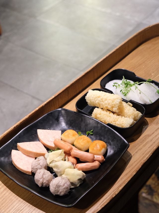 【尖沙咀】😍罕見無限時任食火鍋！附送海鮮+牛肉拼盤🥳