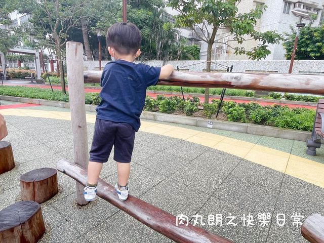 【假日親子遊】新公園探索 🌳🌴