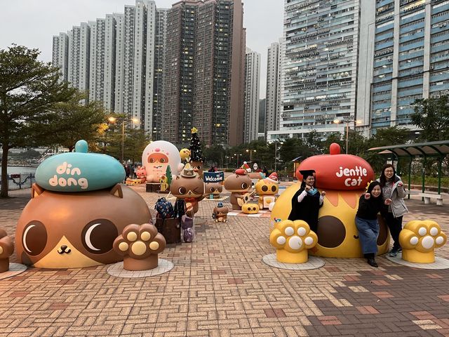 荃灣海旁《癲噹》