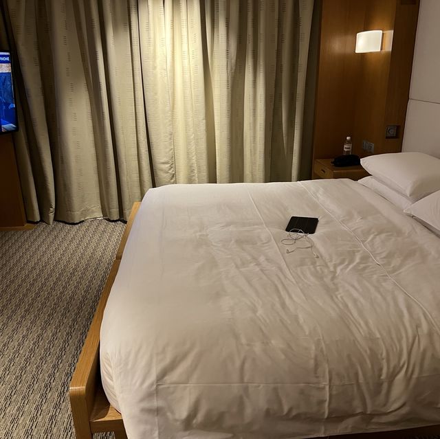 Grand Hyatt Singapore - big room