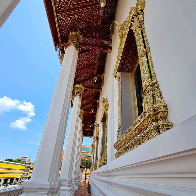 วัดเสาชิงช้า