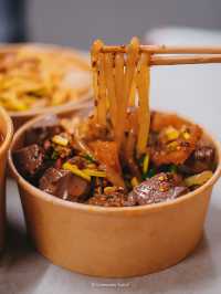 【#九龍灣美食：工廈激抵食酸辣粉🌶✨】