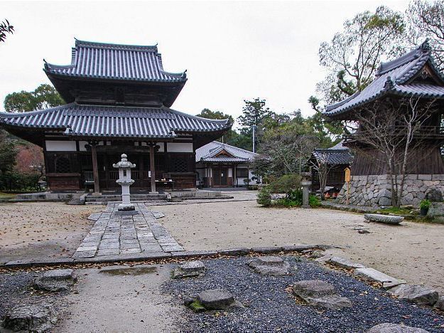 Kanzeonji Temple