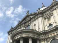 Majestic looking St. Paul’s Cathedral 