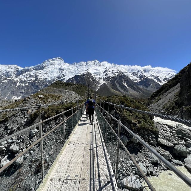 Hooker Valley Tracking Is For Everyone!