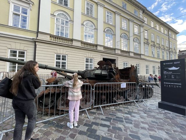 【ウクライナ🇺🇦】実際に使われていた！？戦車たち
