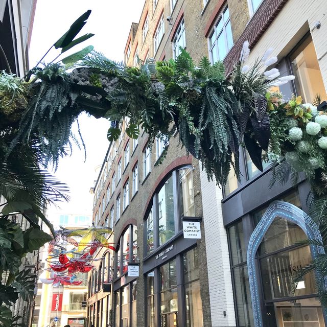 Mercer Walk & St. Martin’s Courtyard, London