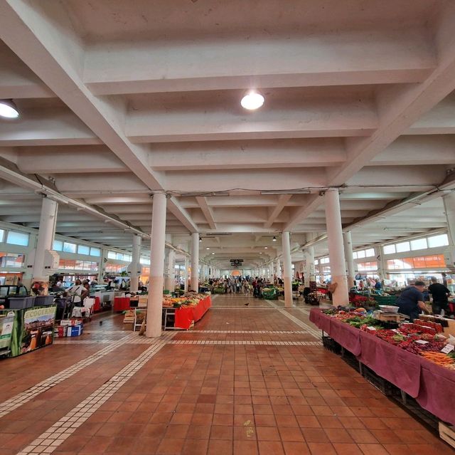 Forville Market, Cannes 🇫🇷 