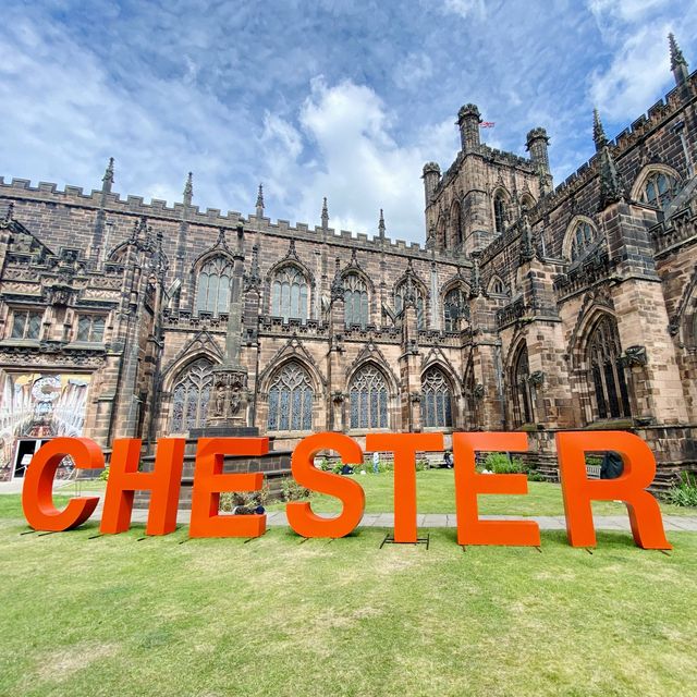 A day in Chester! 💚🤎 United Kingdom 🇬🇧