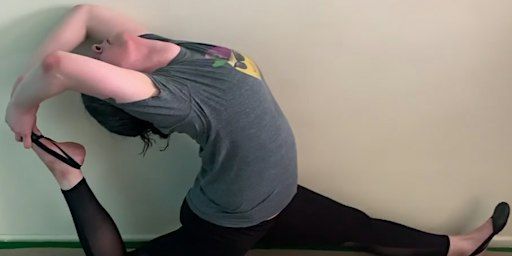 Isa's Stretch Class! | Pan Pacific Park