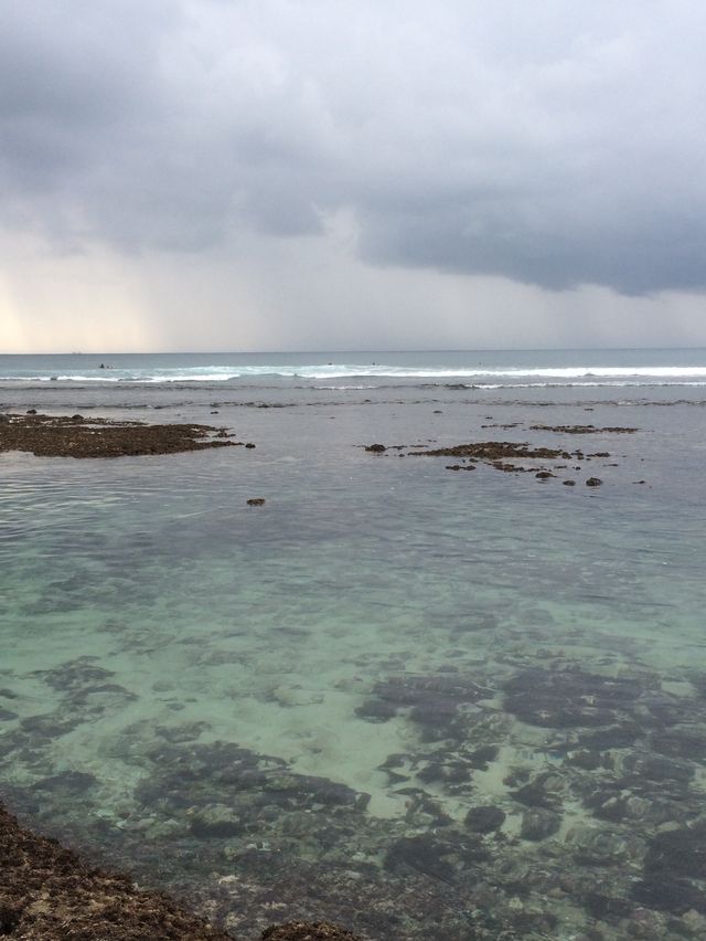 Visit the spectacular Uluwatu Cliff 