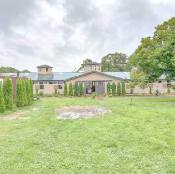 ฟาร์มรีสอร์ทแวร์ซายในสายฝน