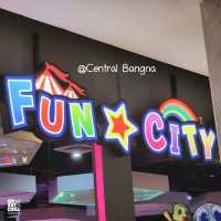 สนุกกับตู้เกมส์แบบตึ้บๆ ที่ Fun City