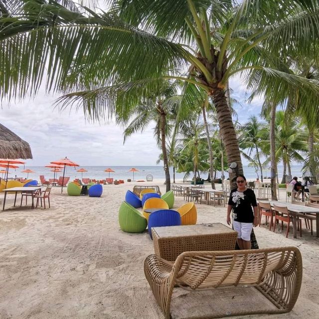 Seize the day at South Palms Resort